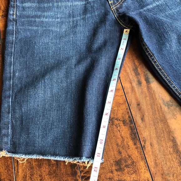 LEVI’S shorts - Picture 6 of 10